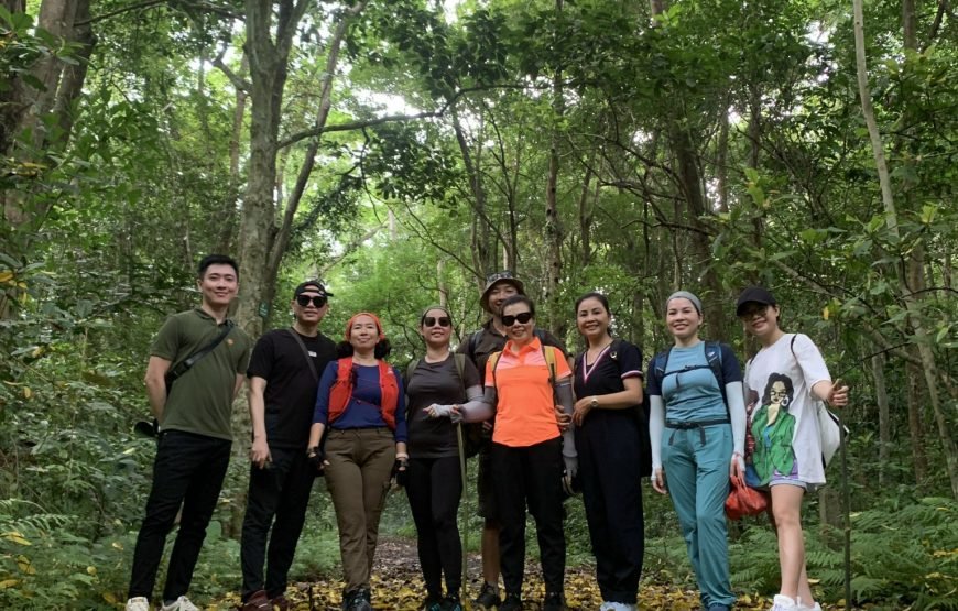 Full day trekking Cat Ba National park to Viet Hai Village , kayaking on the Lan Ha Bay