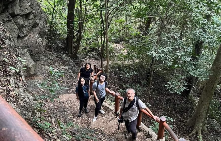 Half day Trekking to Visit Cat Ba National Park – Ngu Lam Peak – Trung Trang Cave