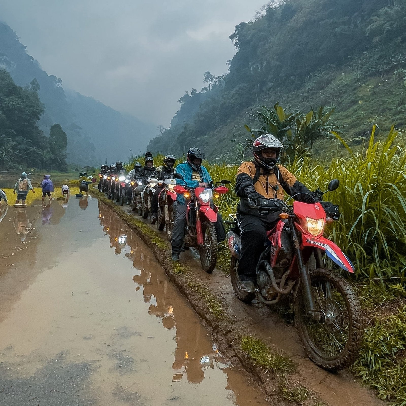 <span> DAY 11: Ba Be - Hanoi </span>
